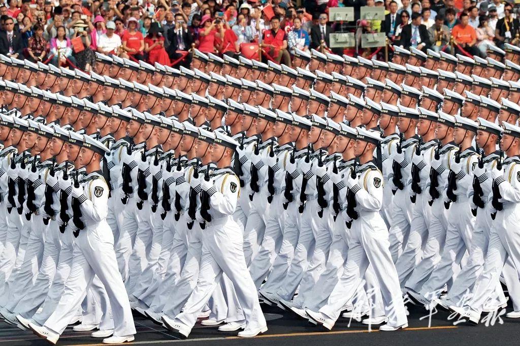中国阅兵参加外国阅兵中国阅兵参加外国阅兵，展现大国风采与军事实力